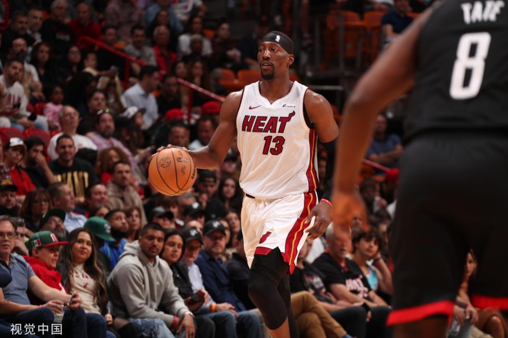 在对阵马刺 在对阵马刺